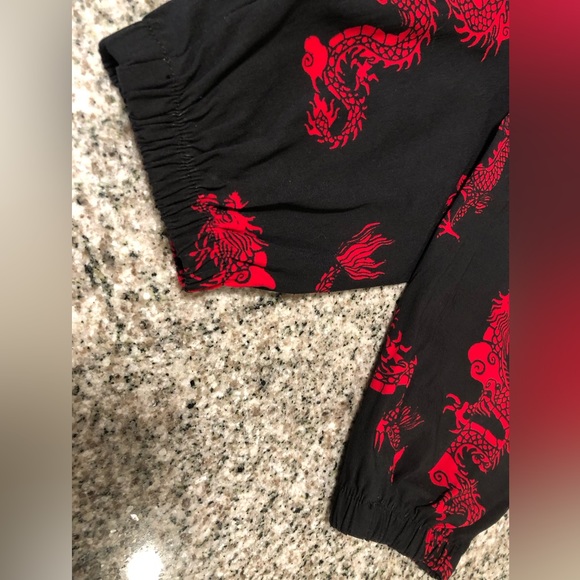 Like An Angel Dragon Print Red & Black Stretch Harem Pants  Size Small EUC - Picture 4 of 12